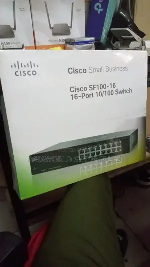 Cisco Sf100-16 Switch 16 Port