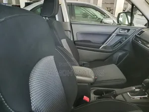 Subaru Forester 2018 Black