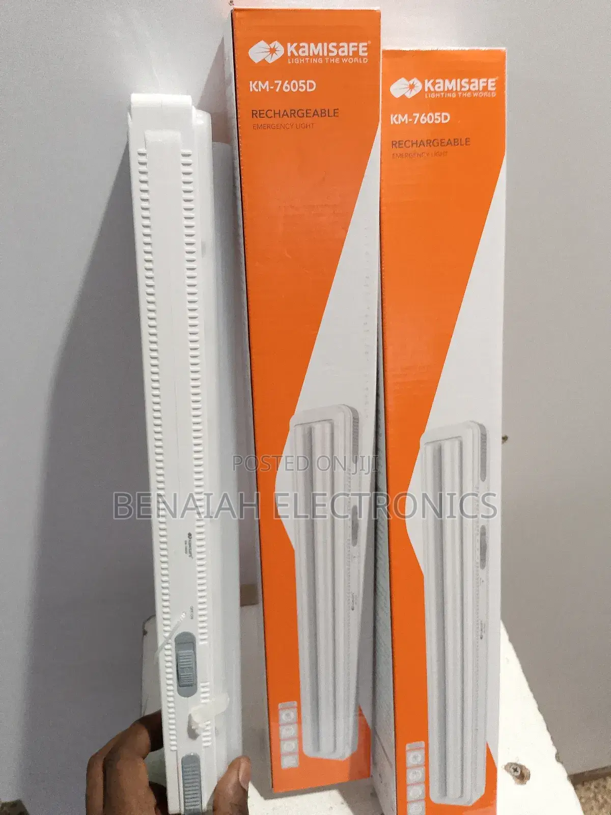 Bright Kamisafe Rechargeable Lamp With Builtin Lead Battery