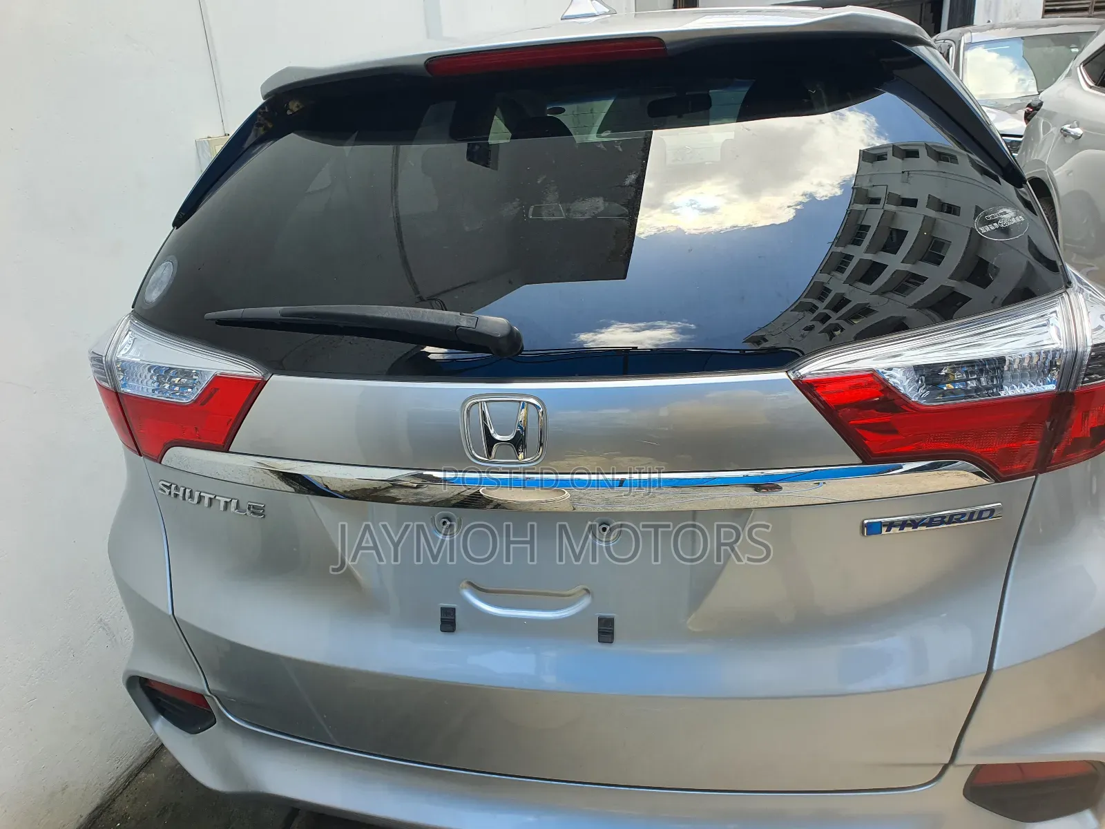 Honda Fit Shuttle 2018 Silver