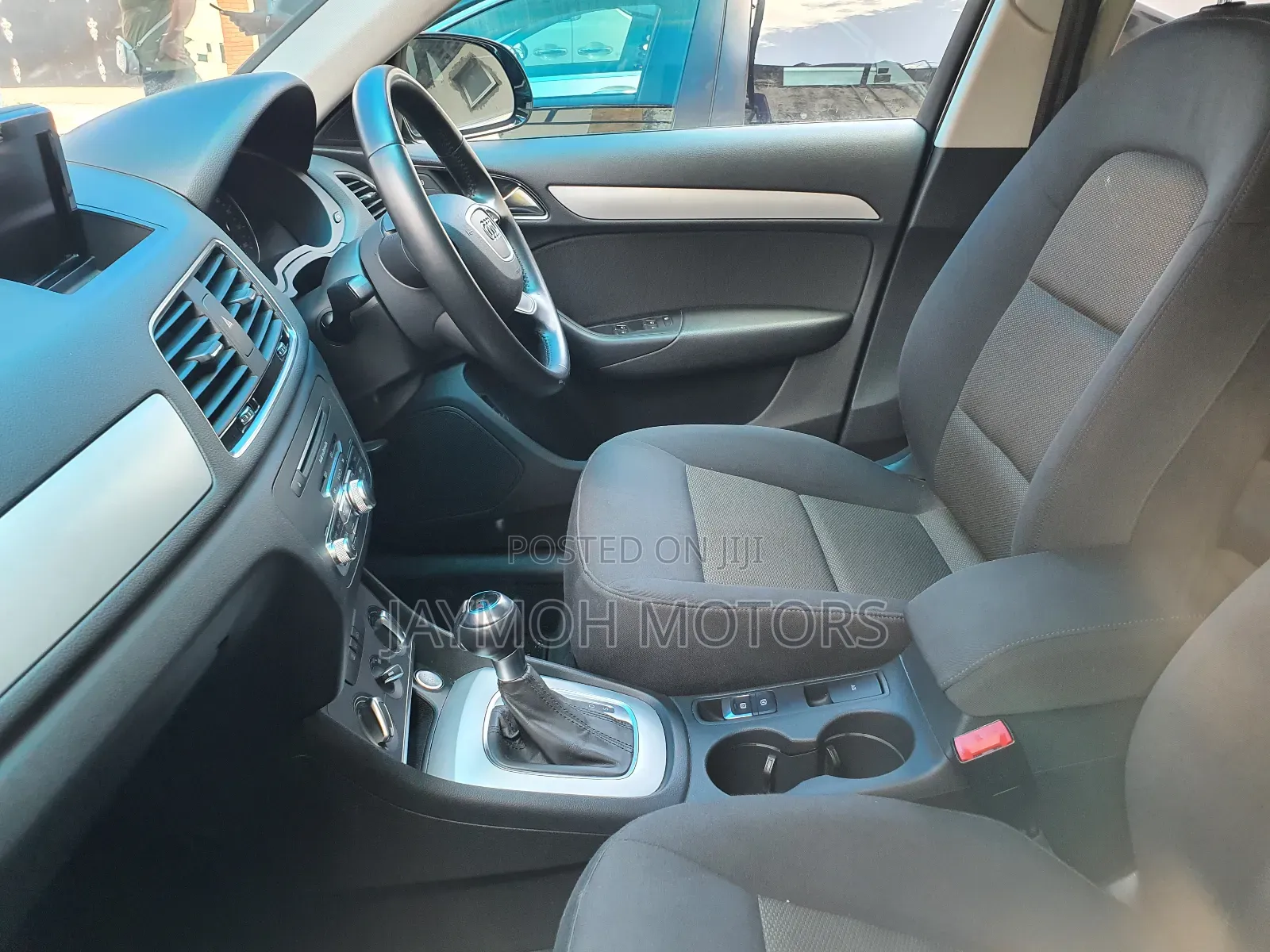Honda Fit Shuttle 2018 Silver