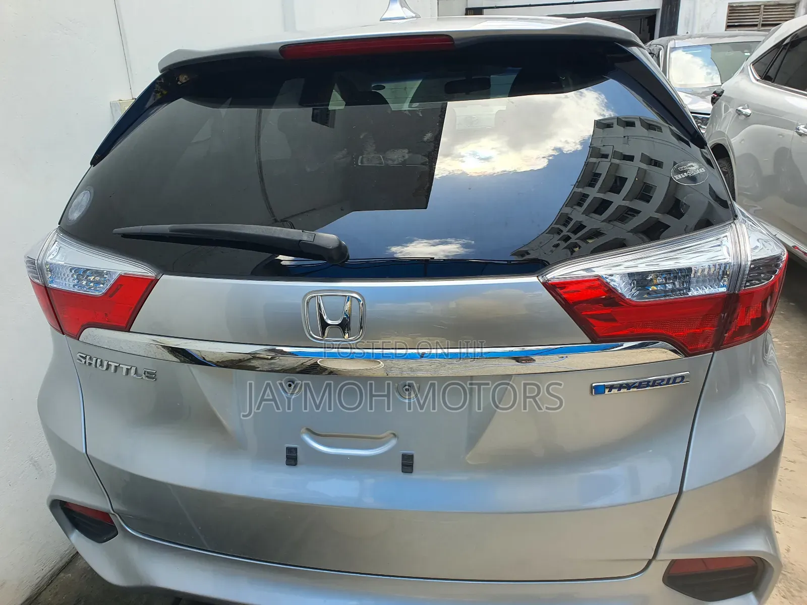 Honda Fit Shuttle 2018 Silver