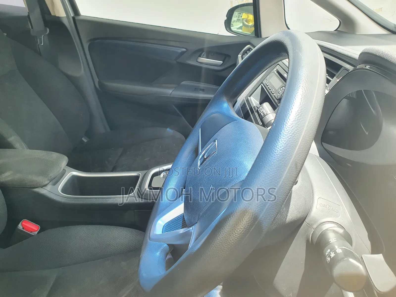 Honda Fit Shuttle 2018 Silver