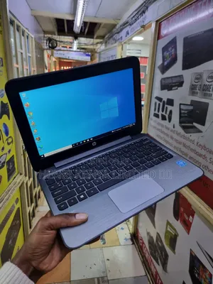 Laptop HP Stream Laptop 4GB Intel Celeron SSD 60GB