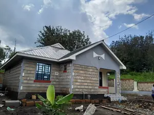 3bdrm Bungalow in Kamukuru, Matasia for sale