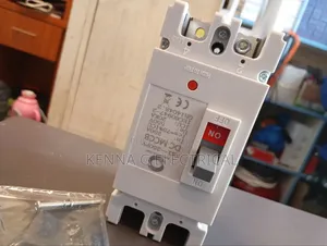 McCb DC Circuit Breaker Solar Power 250A