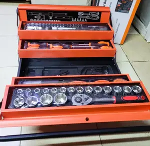 85pcs Tool Set Metal Box 1/4" 1/2"