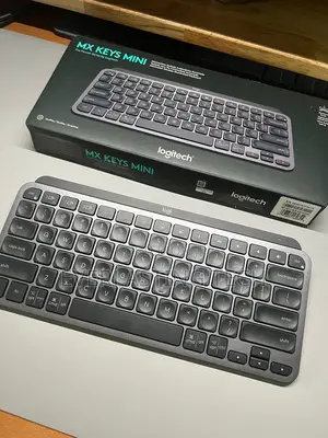 Logitech MX Keys Mini Wireless Illuminated Keyboard - Graphi