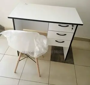 Eames Chair +Desk