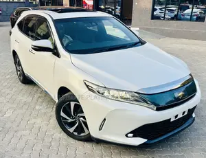 Toyota Harrier 2.0 Turbo 2017 White