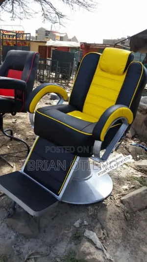 Adjustable Barber Chairs With a Rotating Base