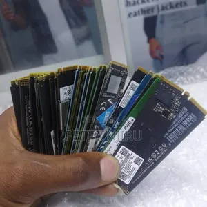 SSD M2 128gb - 2500
 M2 256gb - 4200