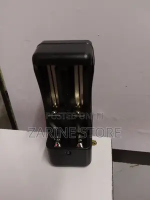 Rechargeable Lithium 18650 Battery Charger