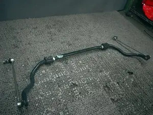 Toyota Harrier Front Stabilizer Bar.