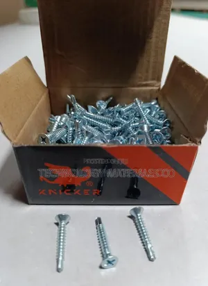 Knicker Self Driving/Tapping Screws M3.9 * 25mm (200pcs/Pkt)