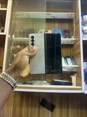 Samsung Galaxy Z Fold 3 512 GB Gold