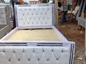 White Chester Bed