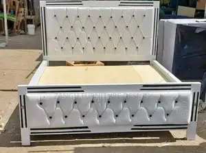 Chester Bed White With Black Lines