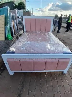 Mmodern Pink Chester Bed