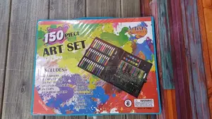*150 PCS Art Set*