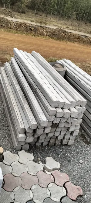 Straight Concrete Fencing Post
