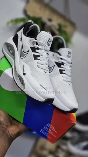 Nike Zoom Sneakers