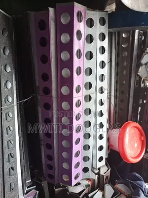 Perforated Best Chicken Feeder