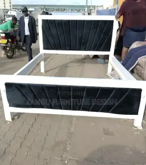 Black White Bed Available