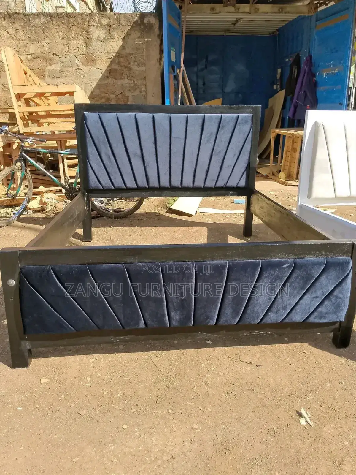 Pure Black Available 4*6
