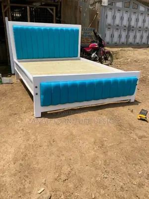 Classic Finished Chester Bed