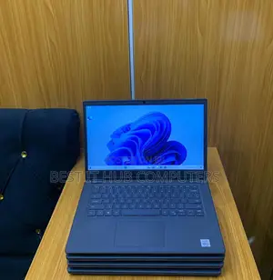 Laptop Dell Latitude 3410 16GB Intel Core i7 SSD 512GB