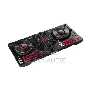 Numark Mixtrack Platinum Fx