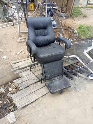 Vintage Style Heavy Duty Hydraulic Recline Barber Chair