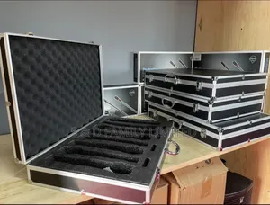 8 Microphone Carry Flightcase