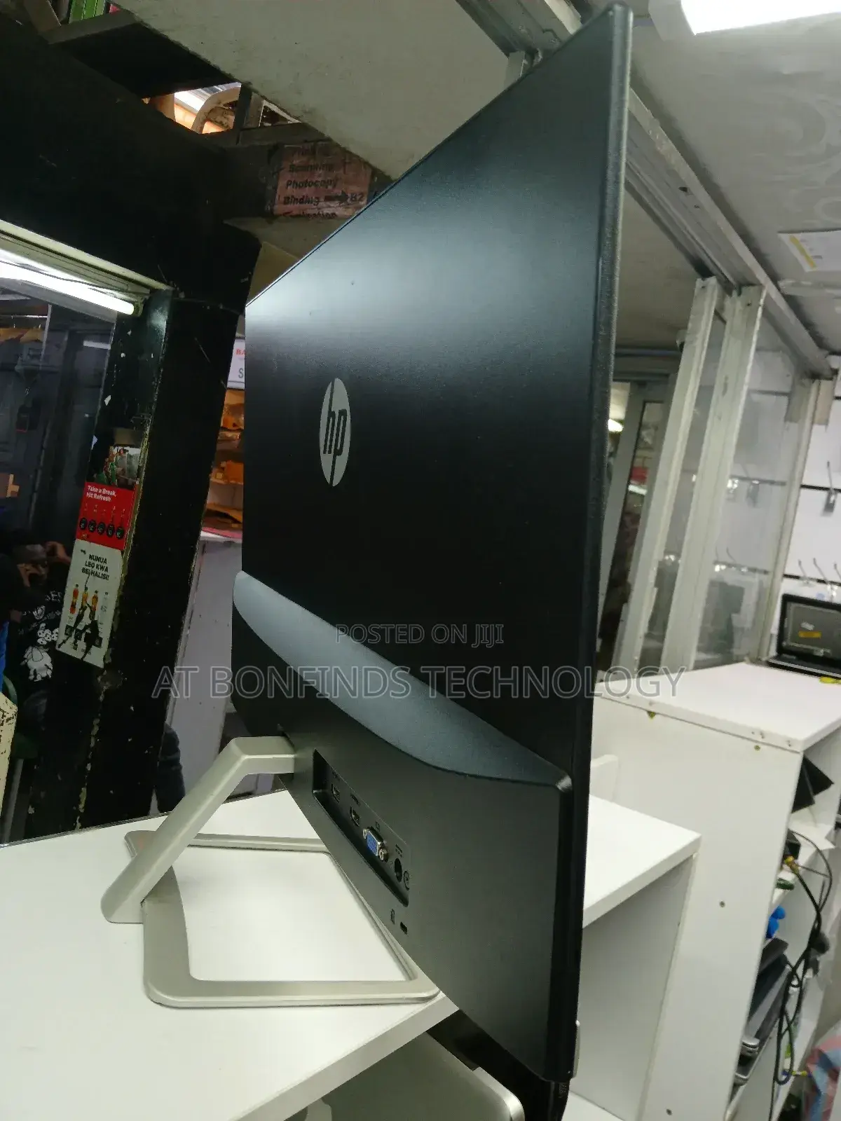 HP 27es Monitors