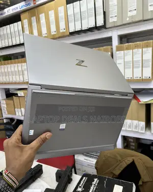 Laptop HP Zbook Studio G7 32GB Intel Core I5 SSD 512GB