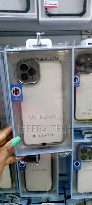iPhone 11 Pro Max Slim Clear Case