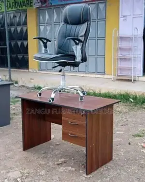 Desk Perfectly Made_leather Chair (10,000)
