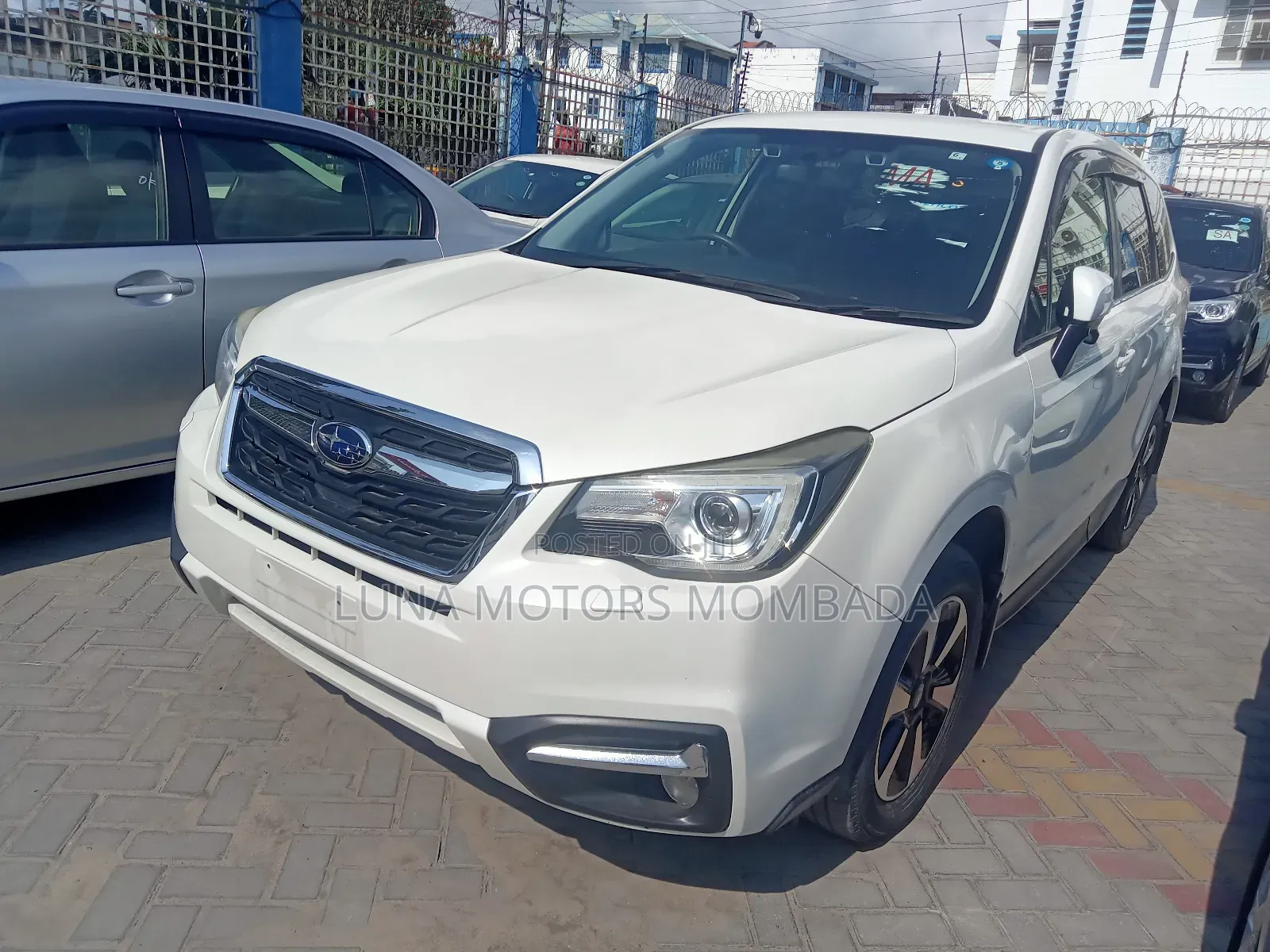 Subaru Forester 2018 White