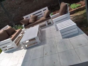 Complete Sofas+ Coffee Table
