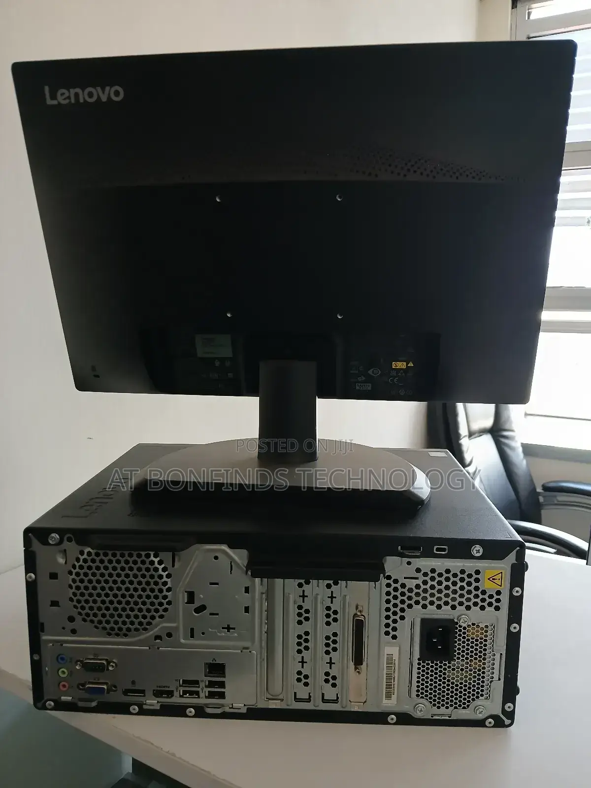 Desktop Computer Lenovo V530 8GB Intel Core I5 SSD 256GB