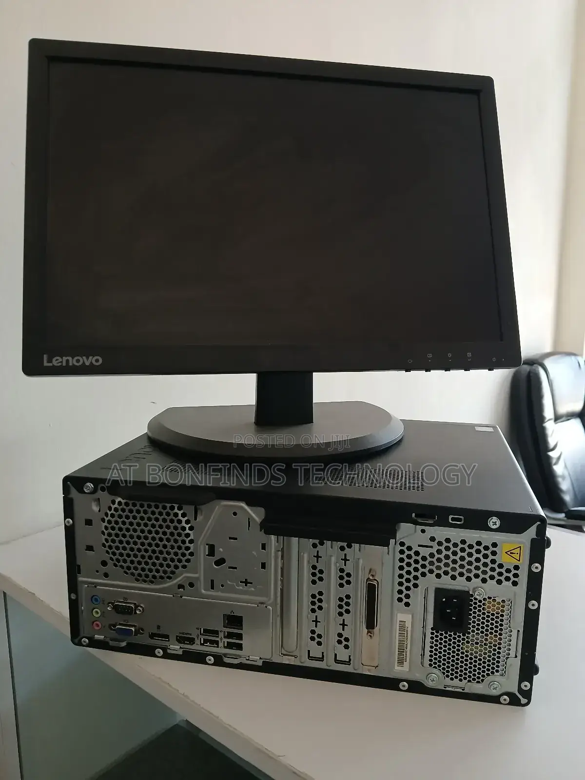 Desktop Computer Lenovo V530 8GB Intel Core I5 SSD 256GB