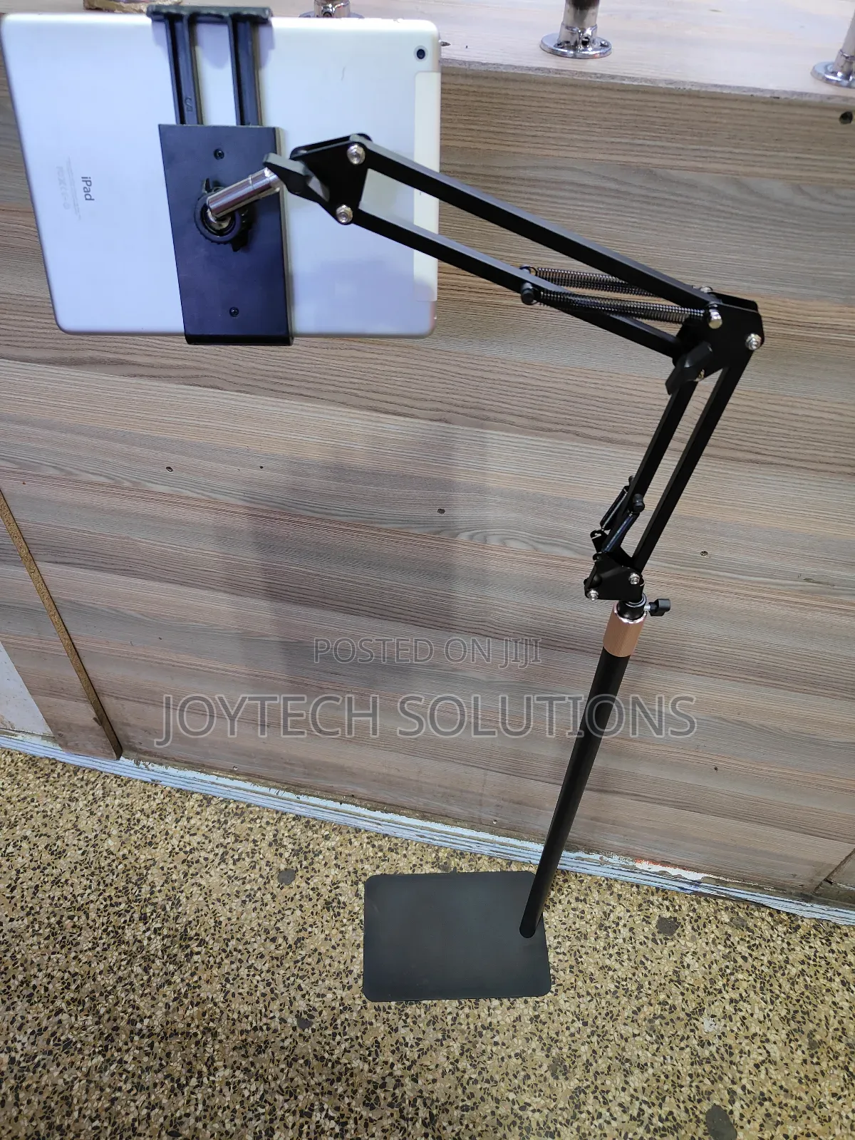 Tablet Holder 1800cm Adjustable Height.
