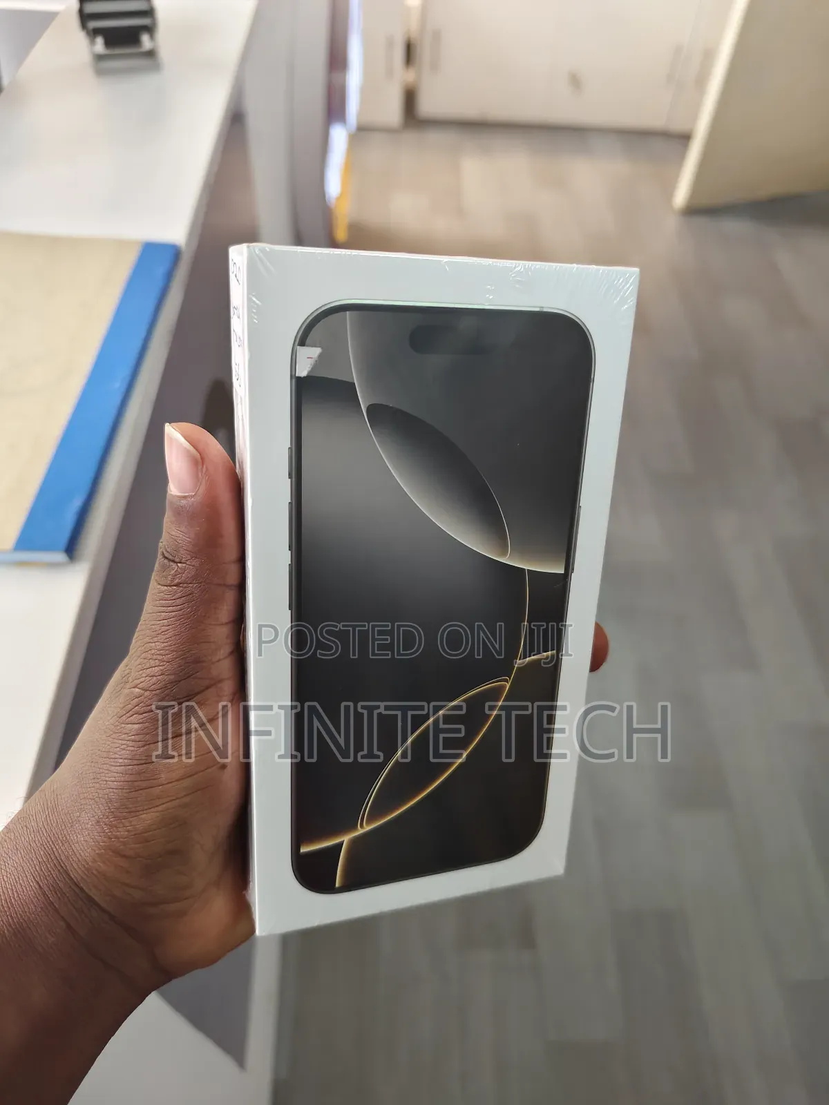 New Apple iPhone 16 Pro 256 GB Black