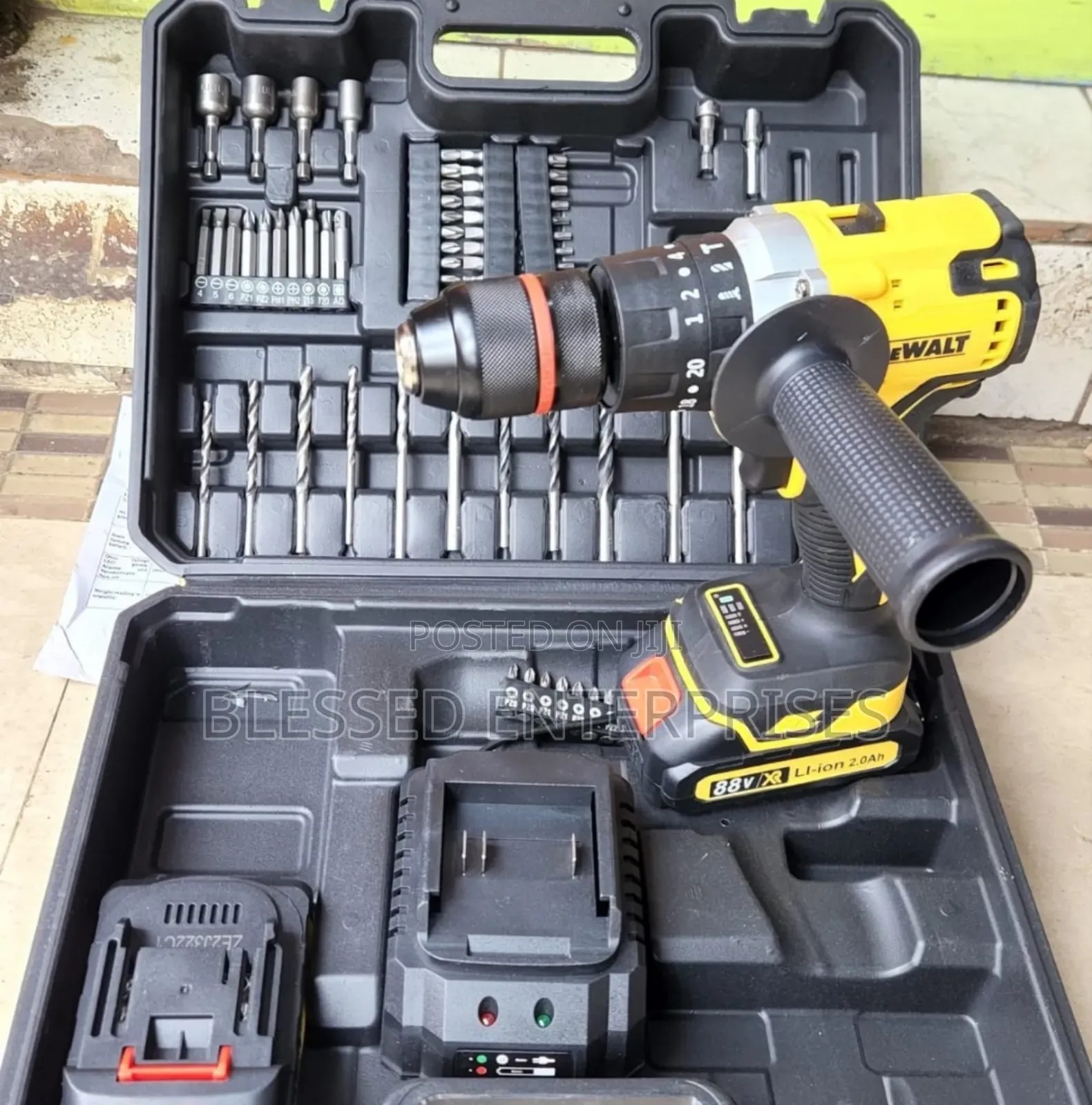 88v Dewalt Rechargeable Drill/ New Dewalt Rechargeable Drill