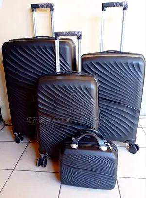 4in1 Luxurious Unbreakable Suitcase(Size 2)