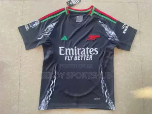 Arsenal Jearsy Home, Away and Third Kit