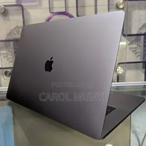 New Laptop Apple MacBook Pro 2017 16GB Intel Core I7 SSD 256GB