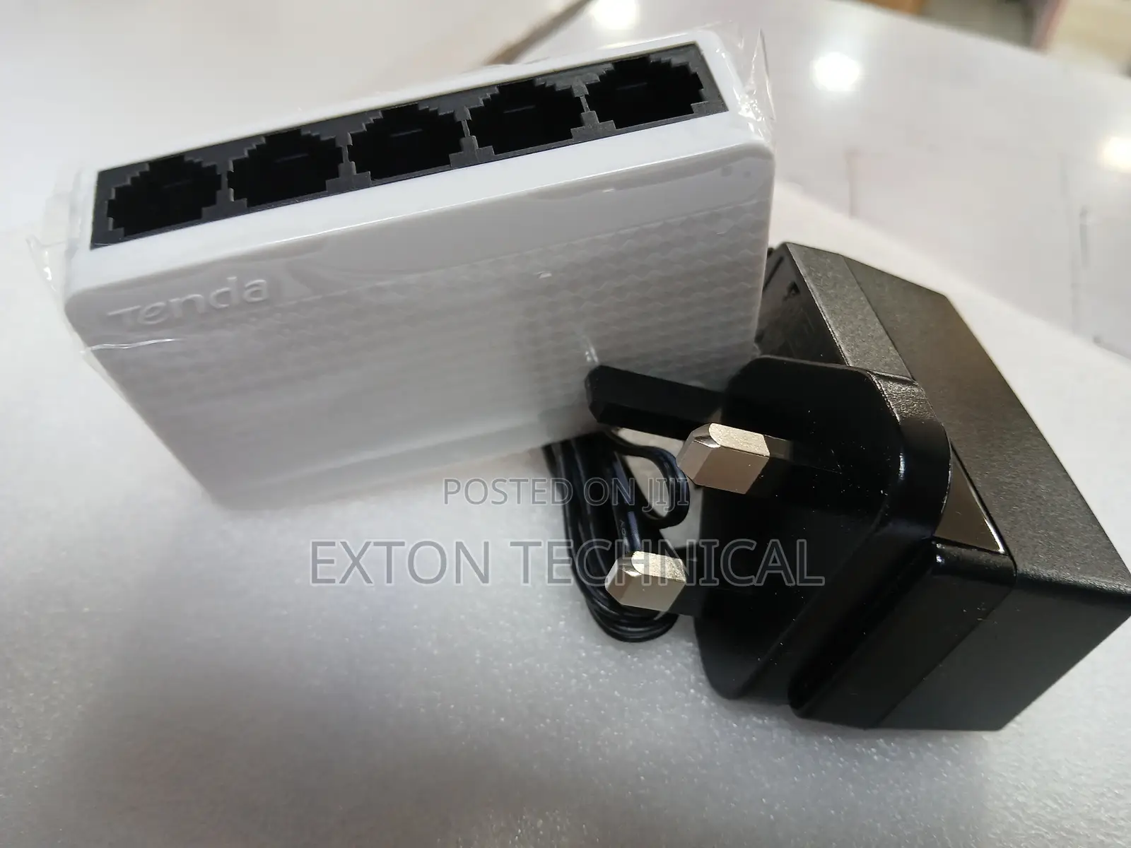 Tenda S105 Switch ( 5 Port)