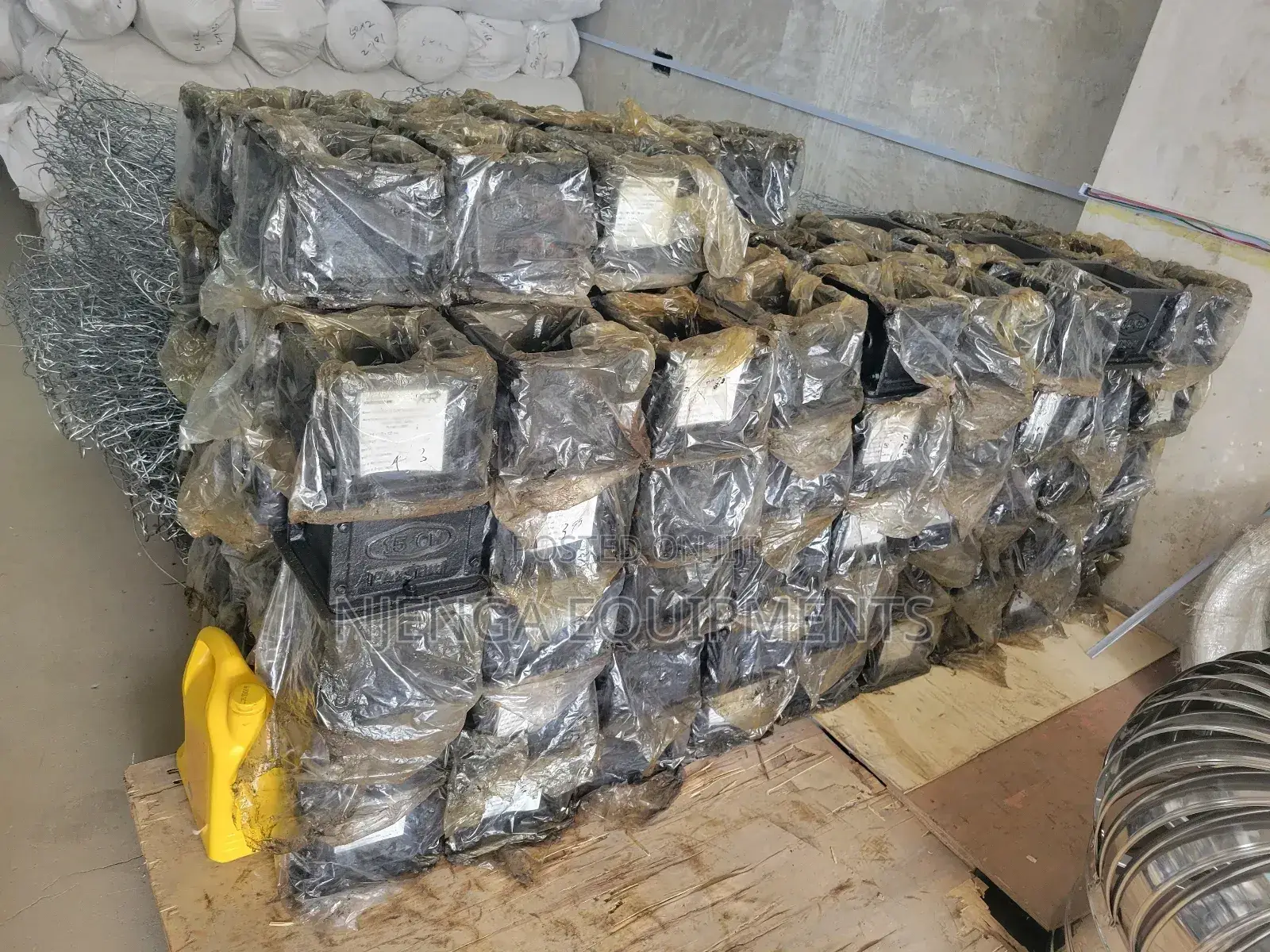 15mm Cube Moulds, Cast Iron